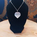 Ciondolo cuore di selenite